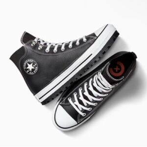 Chuck Taylor All Star City Trek Waterproof Boot size 5.5